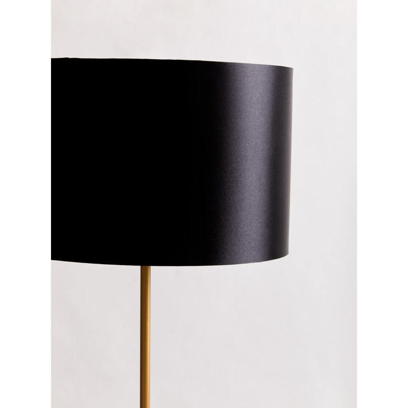 Aveyon Table Lamp