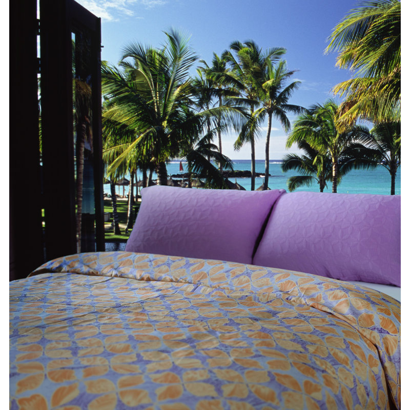 Etavonni Home Rakhami, King Comforter + 2 King Shams