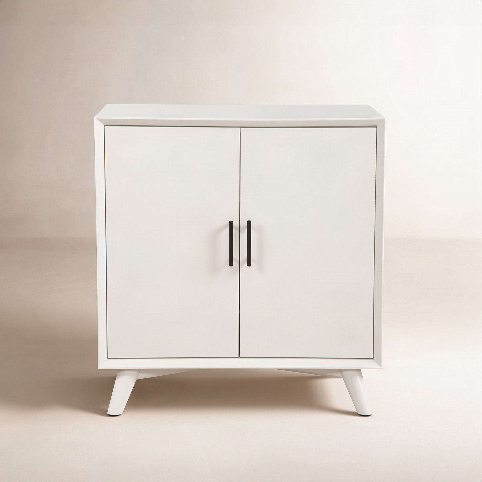 Williams Low Bar Cabinet, White