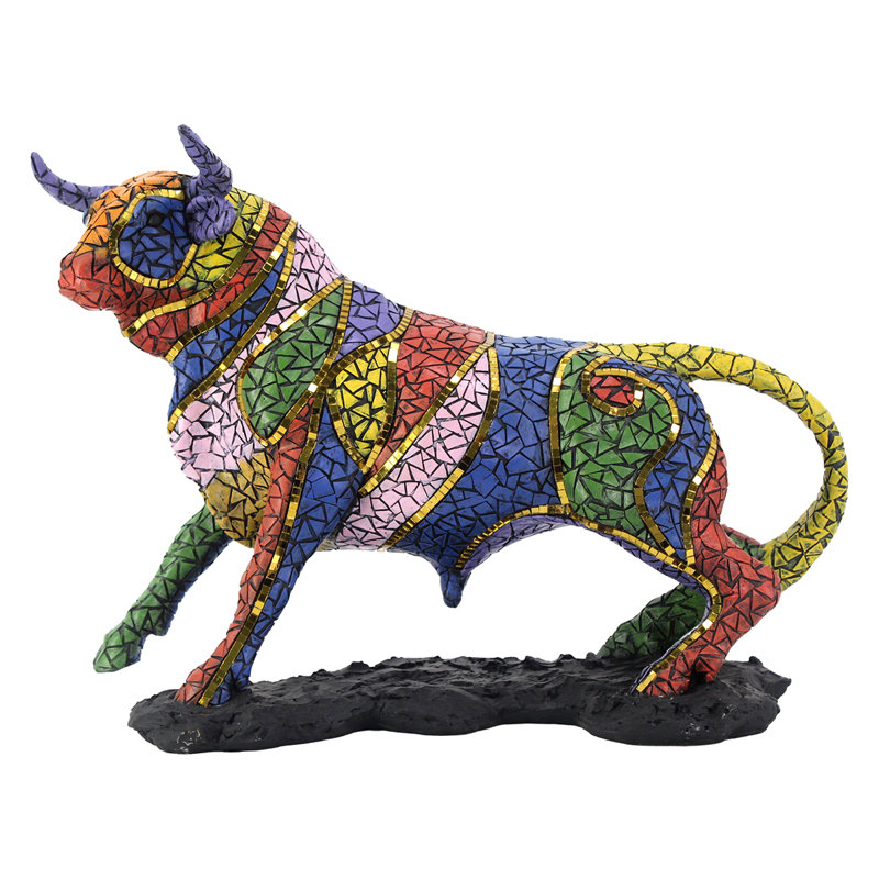 Sigourney Figurines & Sculptures
