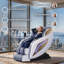 Fauteuil de massage inclinable 4D zéro gravité avec rail SL de 147 cm, massage Shiatsu complet du corps et par coussins gonflables, chauffage lombaire et des mollets, balayage corporel par IA, commande vocale et haut-parleurs Bluetooth, similicuir, perle et or-934943804