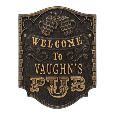 Pub Welcome 4-Line Wall Décor