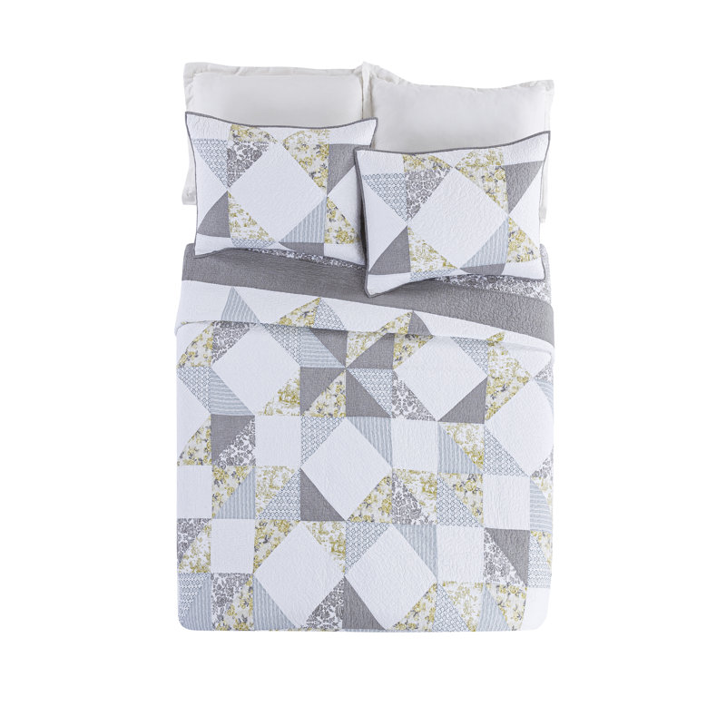 Reine-Marie 3-Piece Quilt Set, Queen Qulit + 2 Shams