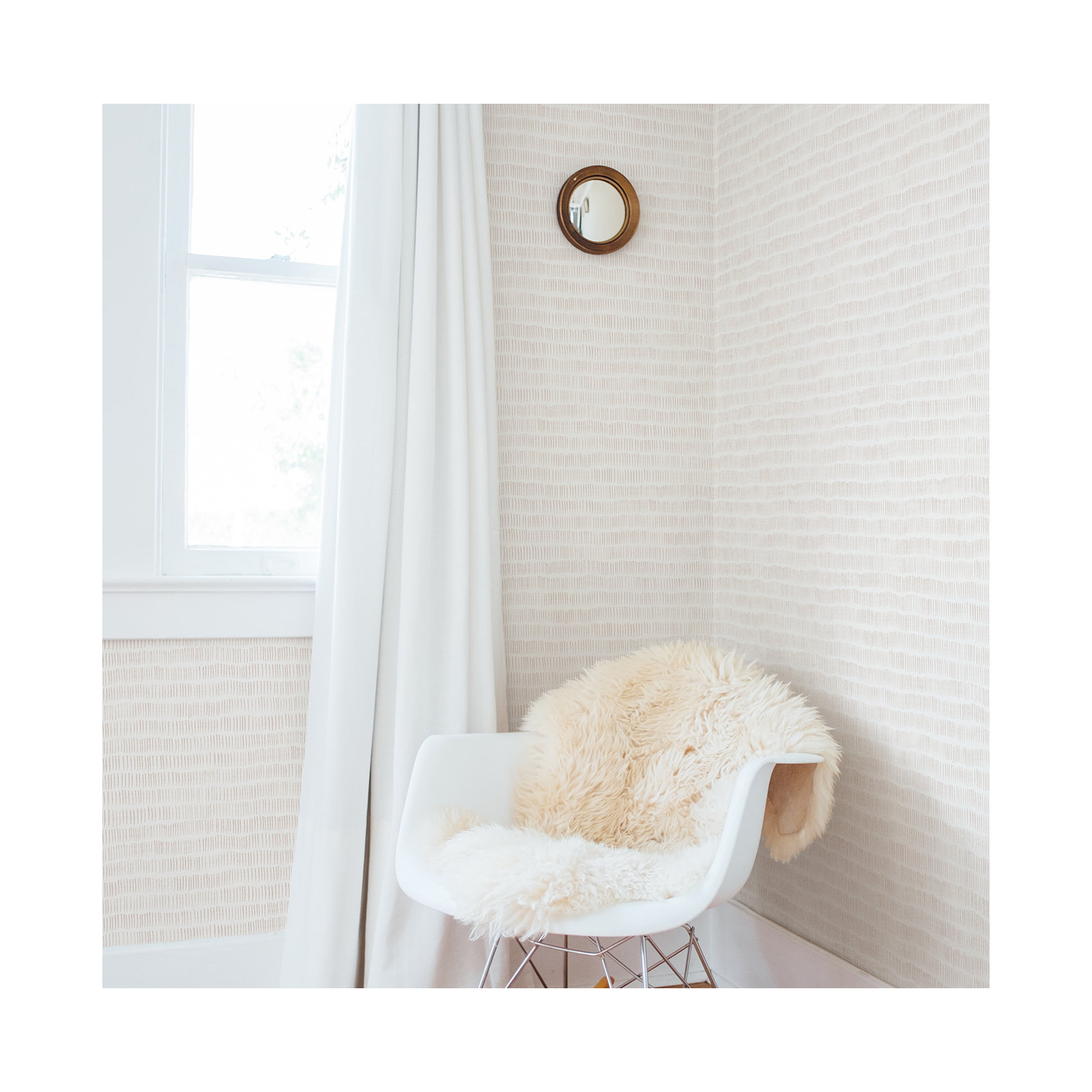 Baylor Modern Striped Wallpaper, Blush 