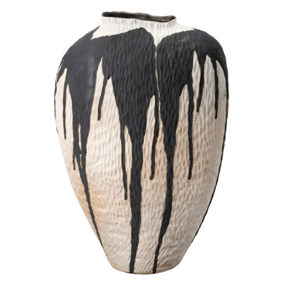 Zelda Ceramic Vase, Black and White