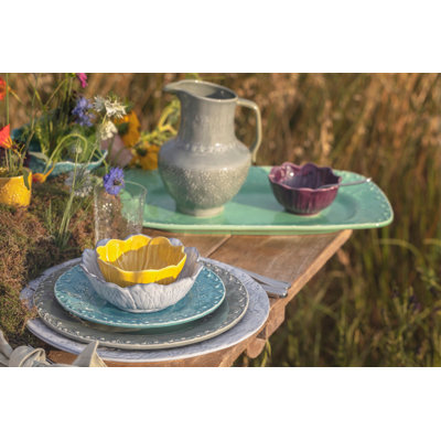 Bordallo Pinheiro Flora Platter