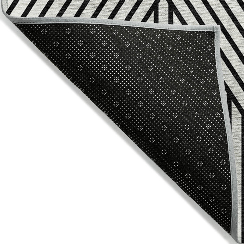 Tapis Pentagia, Rectangle 1 pi 8 po x 2 pi 6 po