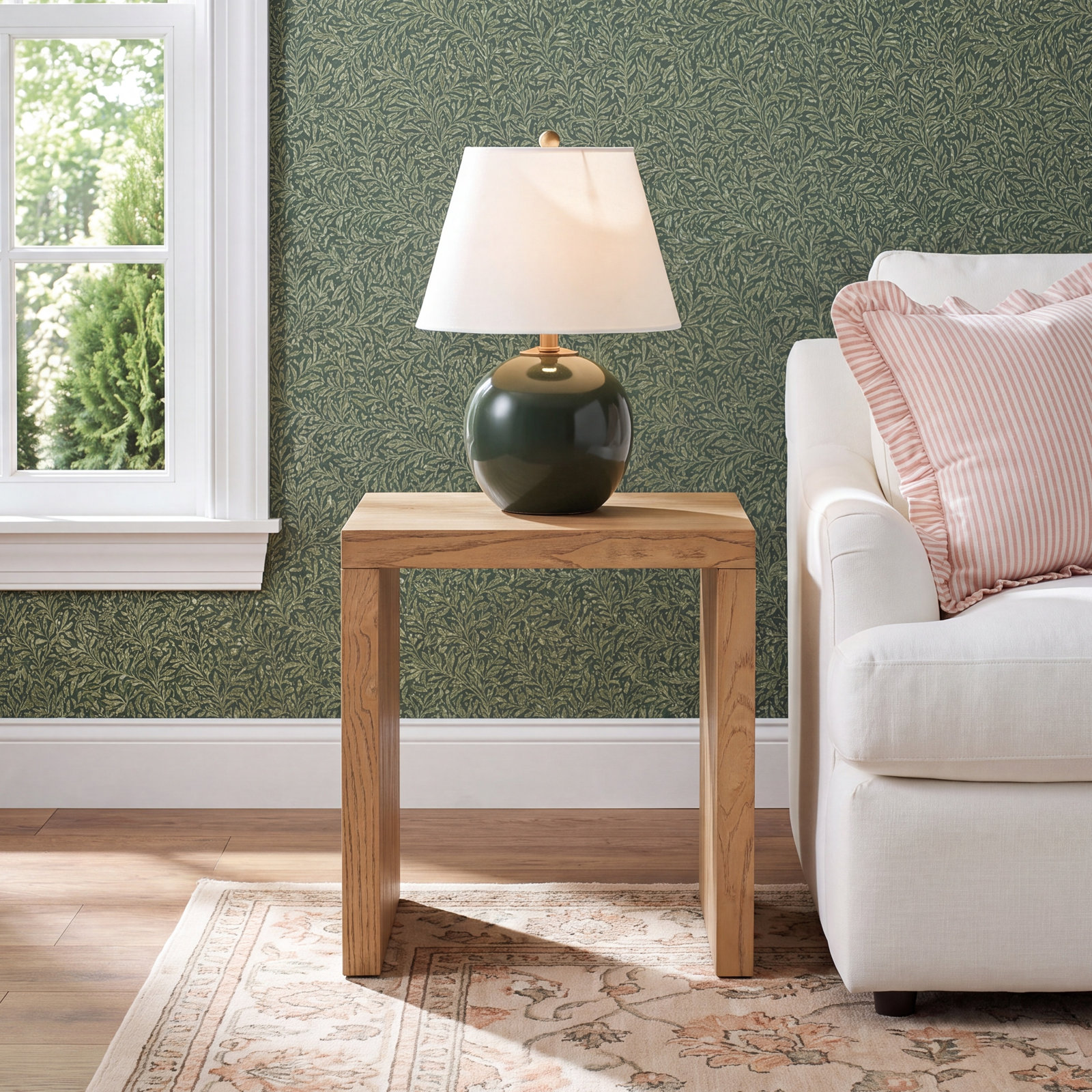 Hathaway 20" End Table