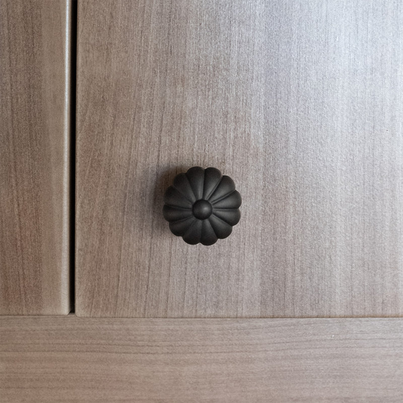 Poignée fleur CK Series, Bronze huilé, Diamètre du bouton 1,25 po