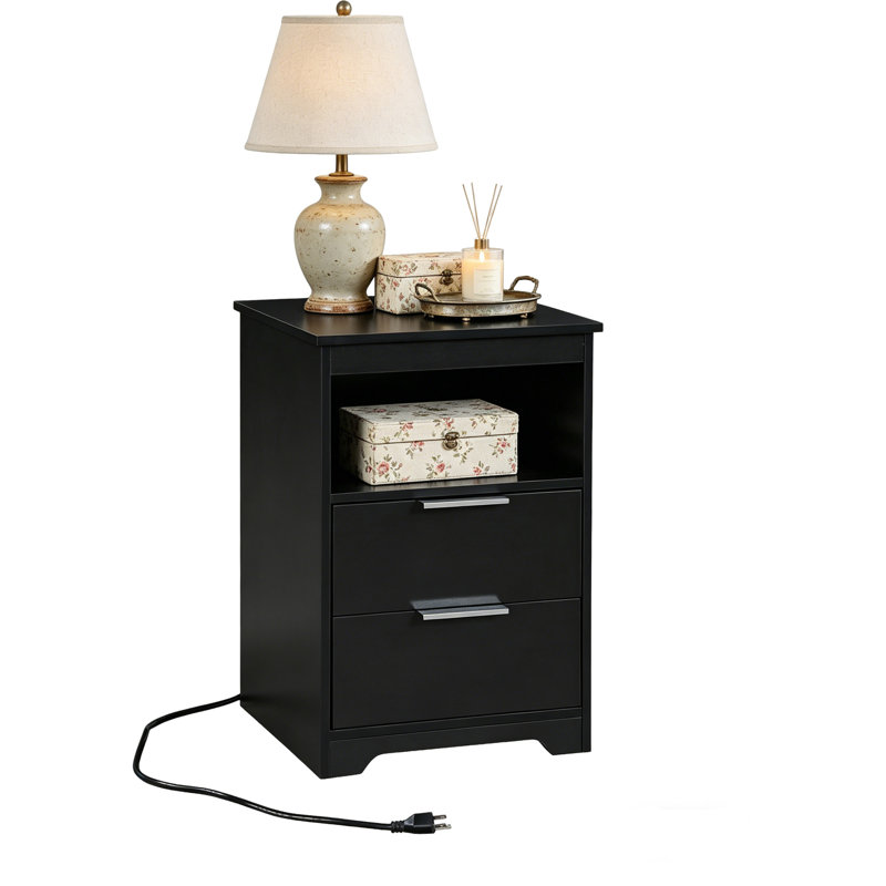 3-Pieces Queen Bedroom Set with Charges, Queen
