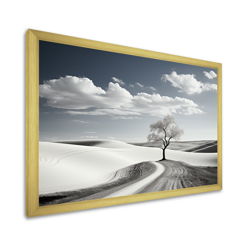 Scandinavian Tranquility Scenery, photographie sur toile, H 30 po x l 40 po x P 1,5 po, Cadre doré simple