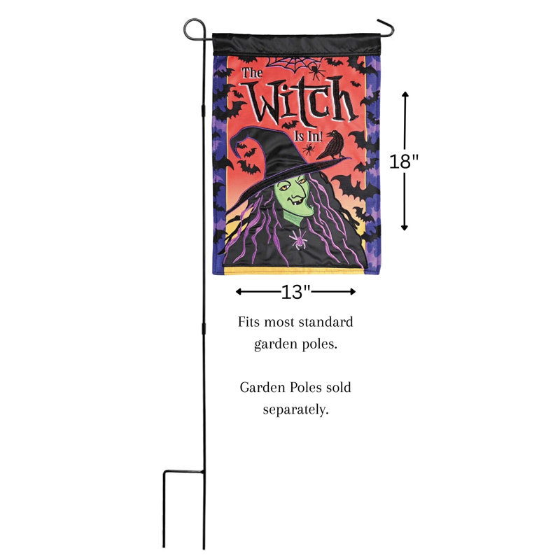Drapeau «The Witch Is In», H 18 po x l 13 po