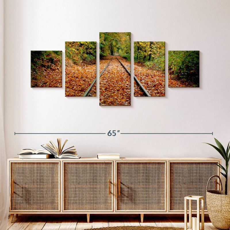 Tracks To Nowhere, H 24 po x l 55 po