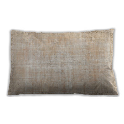 Traditional 3854 Throw Pillow