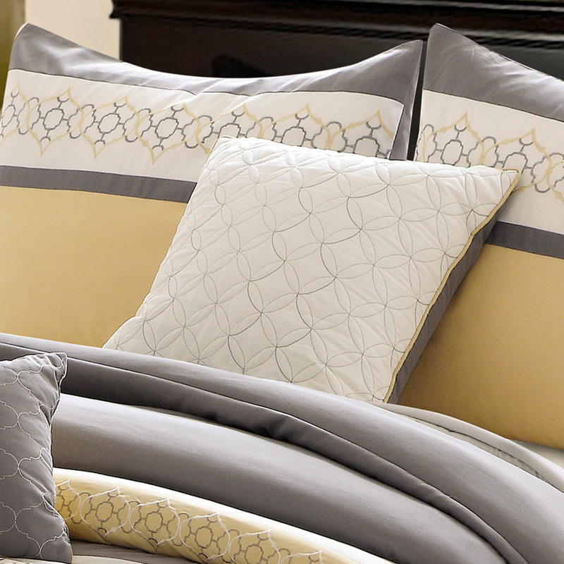 Turin Crinkle, Queen Comforter + 6 Additional Pieces, Yellow/White
