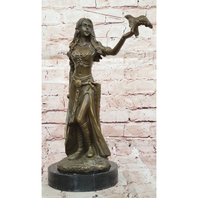 Sculpture en bronze Mythologique déesse avec oiseau