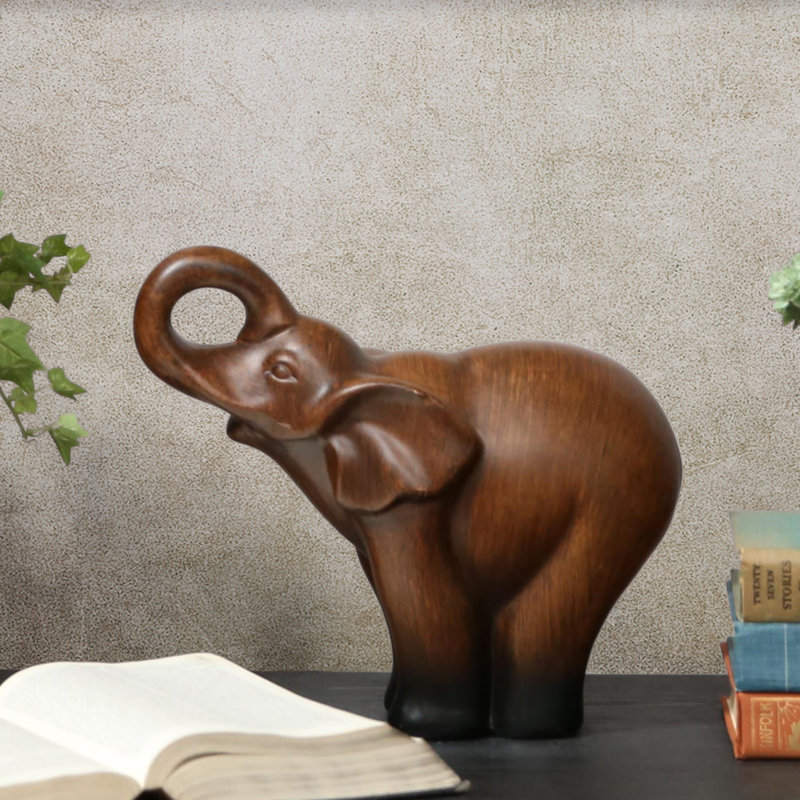 Figurine debout à trompette Toppenish