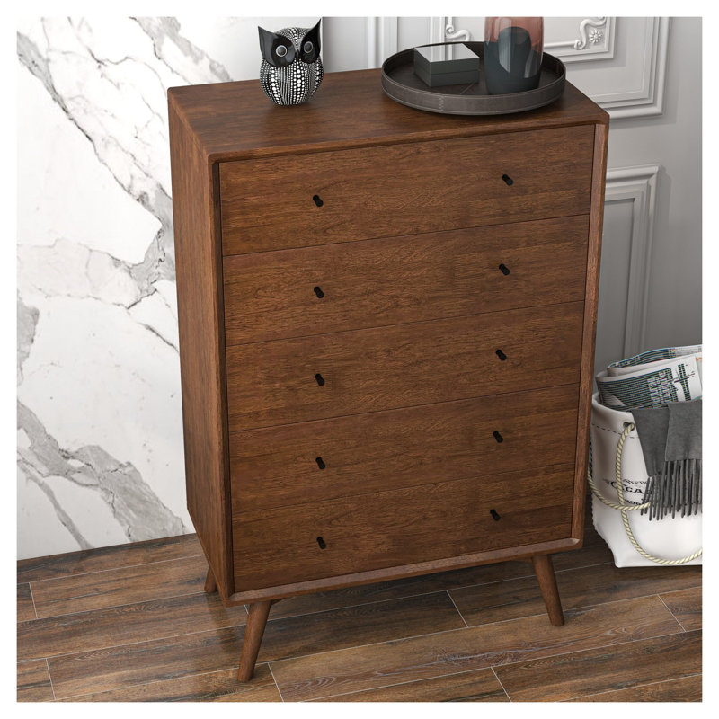 Commode 5 tiroirs Caroline en bois massif brun foncé Mid-Century