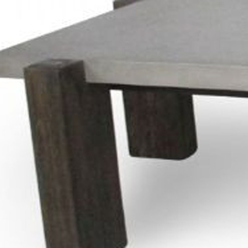 Table basse à 4 pieds