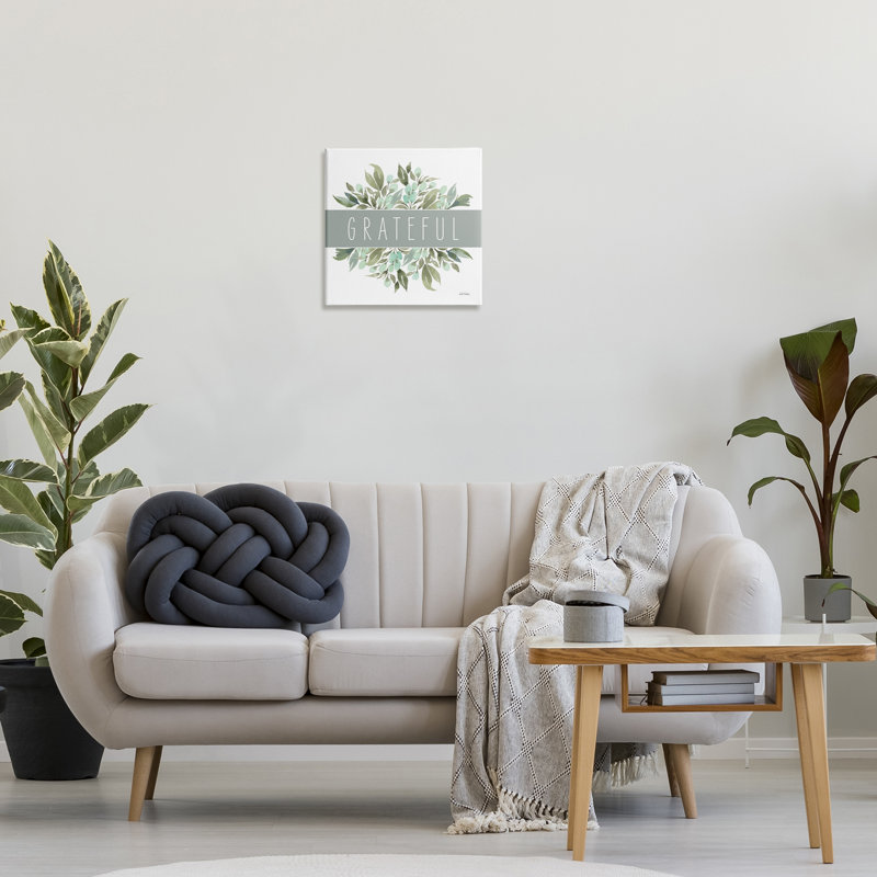 «Grateful Cottage Florals», art mural sur toile par Leslie Trimbach, H 17 po x l 17 po