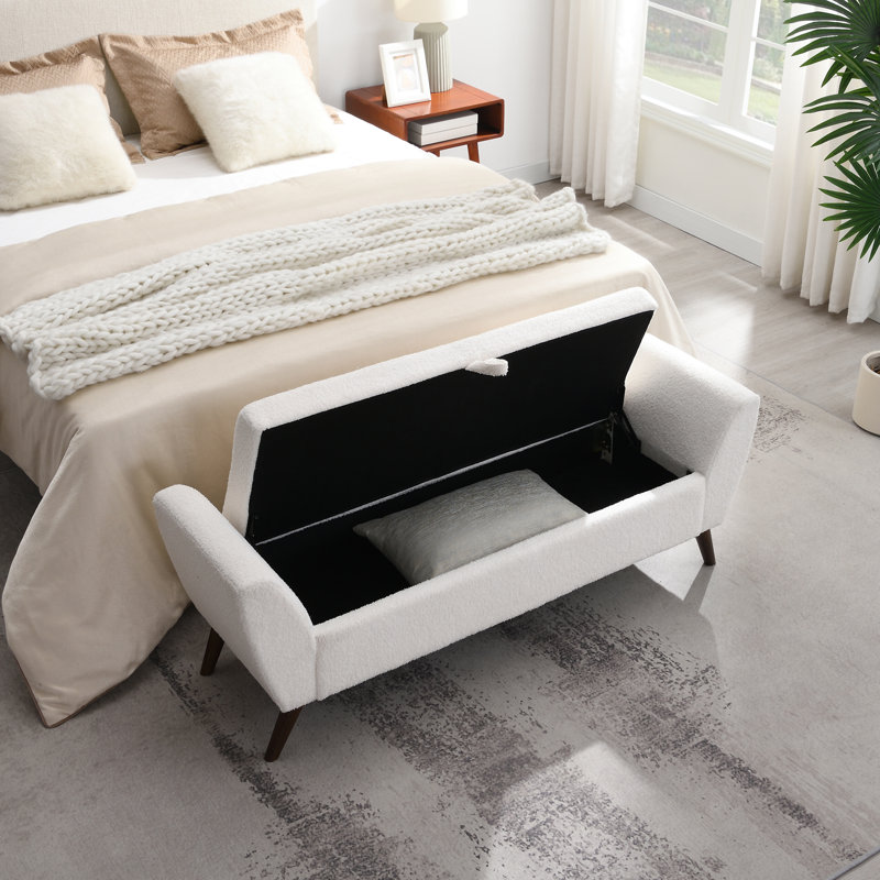 Banc de rangement moderne de 60 po avec pieds en bois Mid-Centruy, Crème