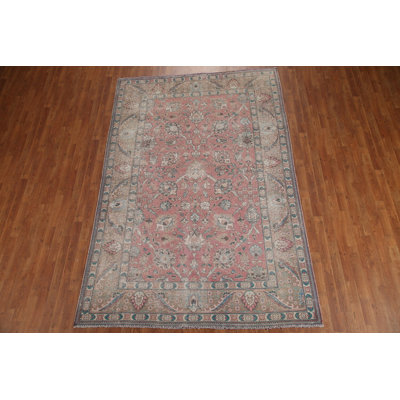 All-Over Pink Traditional Area Rug 7x10