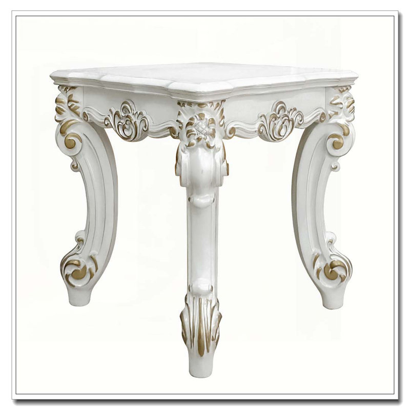 Table de bout carrée antique