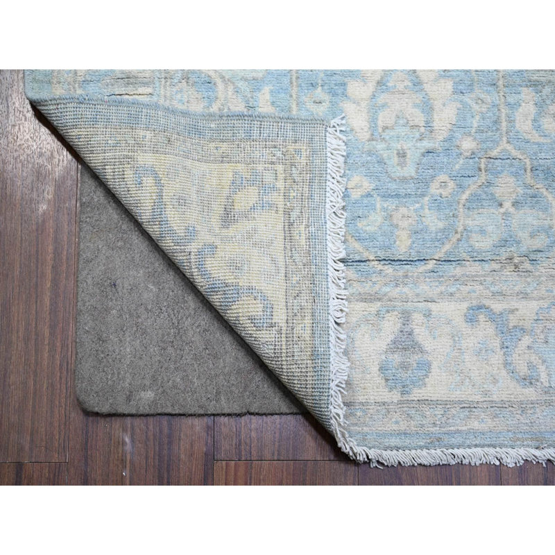 Tapis unique 2 pi 8 po x 15 pi 2 po Zhanna