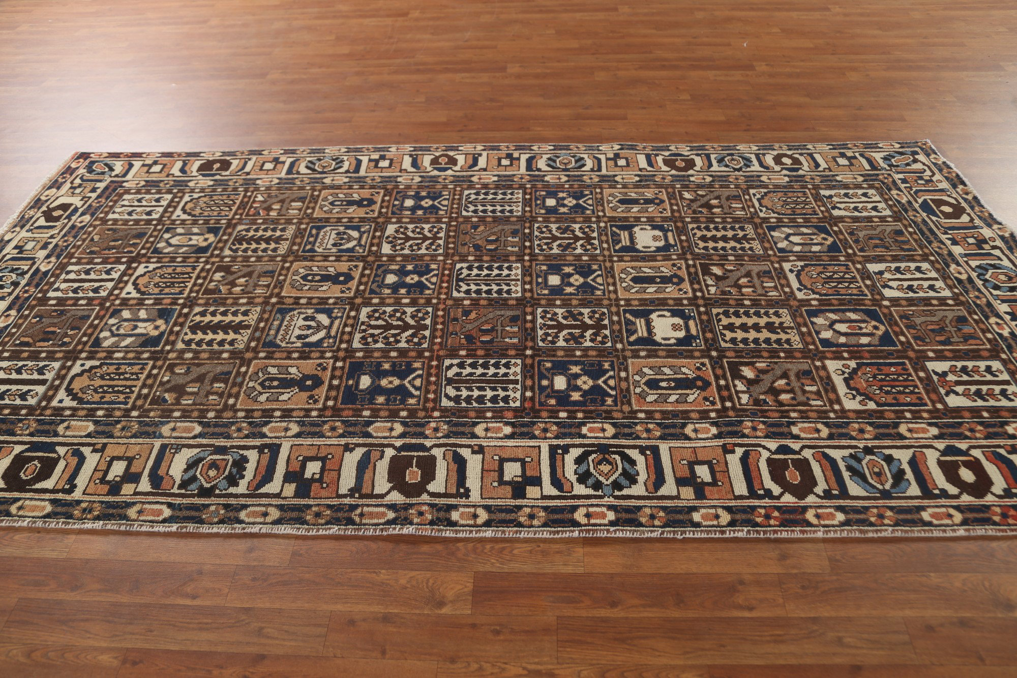 Bloomsbury Market Garden Design Area Rug 5x10 | Wayfair