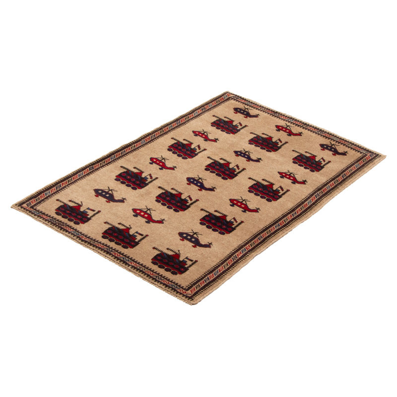 Tapis beige Rare War 2 pi 11 po x 4 pi 3 po
