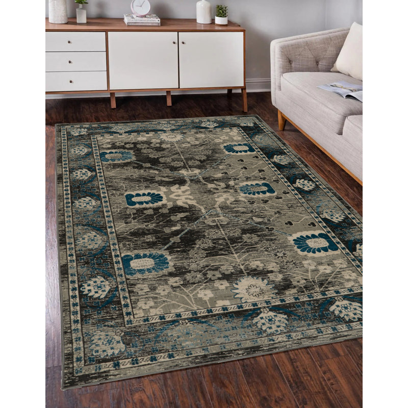 Tapis oriental beige et gris Silvie, Rectangle 5 pi x 7 pi 6 po