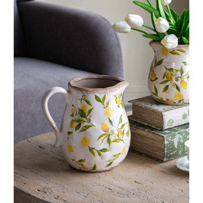 Vase rond en céramique avec motifs