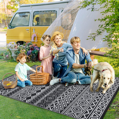 Boho Outdoor Mats Plastic Straw Rug Waterproof Vintage Washable Outdoor Rug for Garden Backyard Picnic Camping RV Deck Beach Trailer