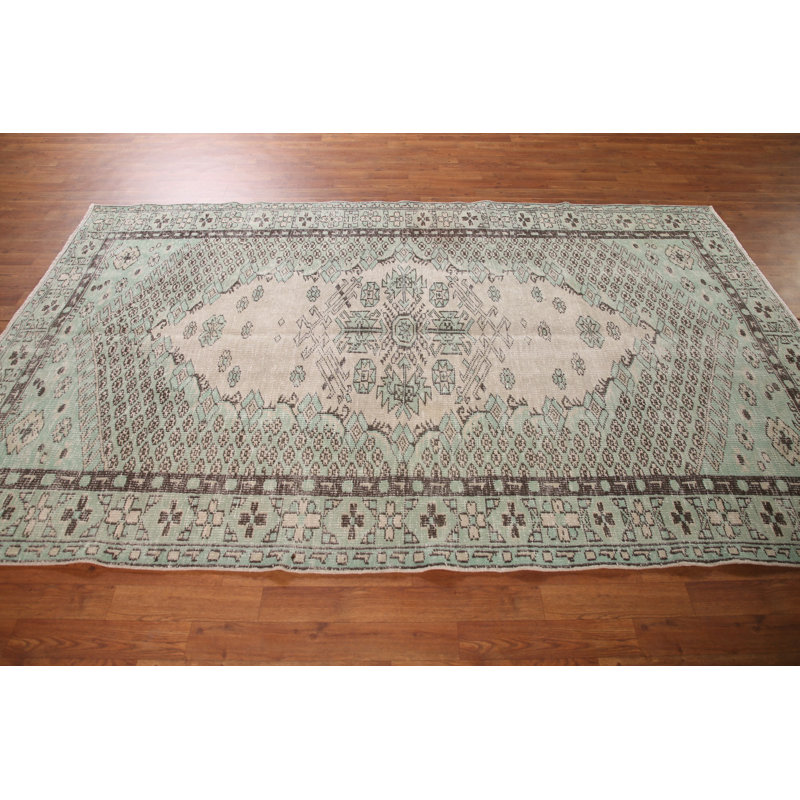 Tapis turc anatolien vieilli 6 x 9