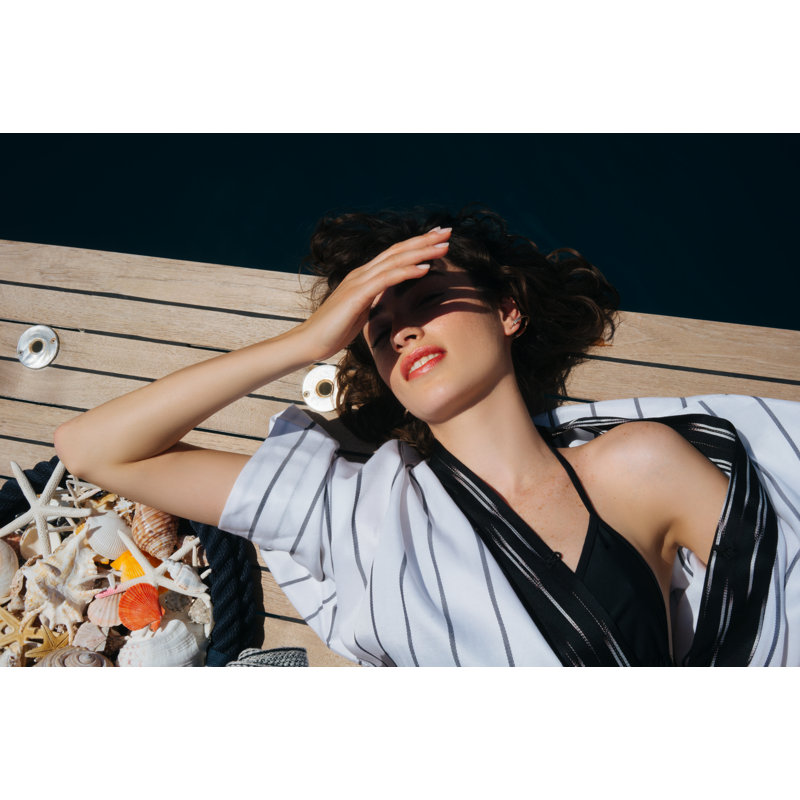 Classic Kutnia Black White Kimono
