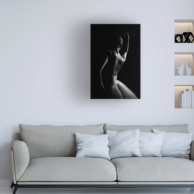«The Dancer» par paulo Medeiros, impression sur toile sans cadre, L 16 po x H 24 po