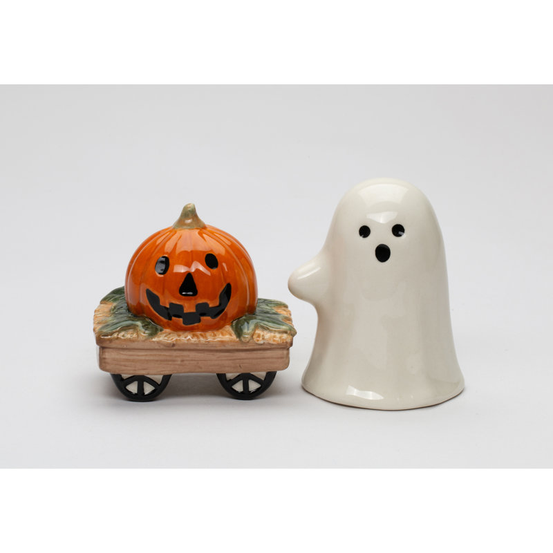 Casper And Pumpkin Wagon Salt And Pepper