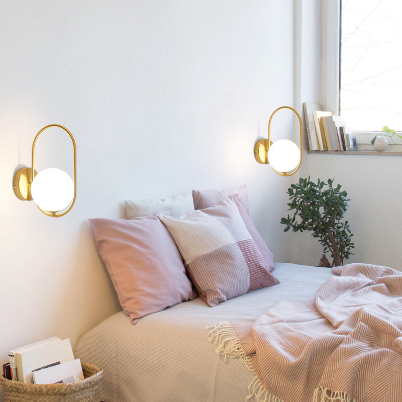 Cendy 1-Light Gold Armed Sconce
