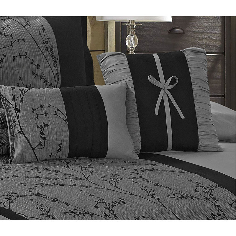 Dolmen Traditional Polyester Floral Comforter, King Comforter + 6 Additional Pieces, Gray