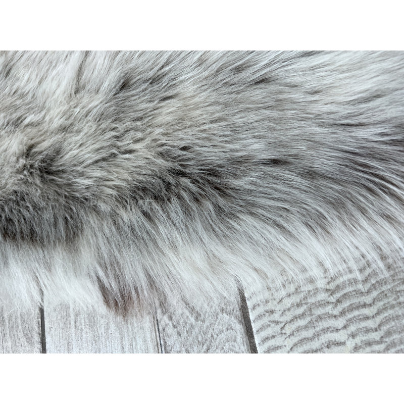 Mar Vista Faux Sheepskin Indoor Rug, Square 7'6"