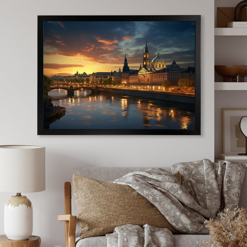 Maryna " Germany Dresden Baroque City I ", H 30 po x l 40 po x P 1,5 po, Cadre simple noir
