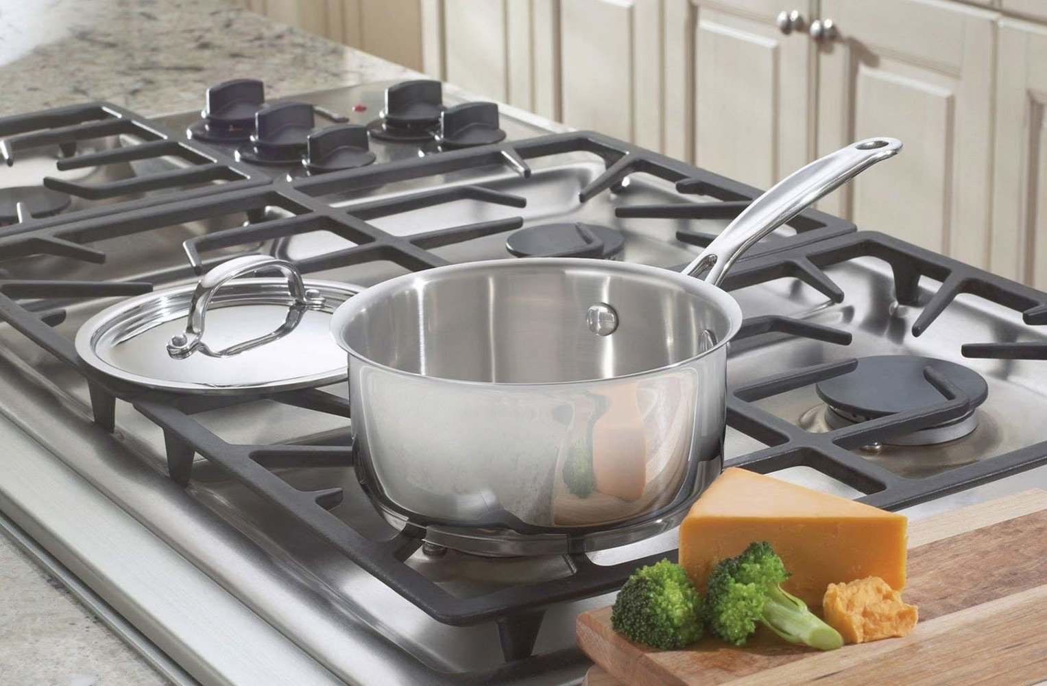 Cuisinart Chef's Classic Stainless Saucepan, 1 Qt.