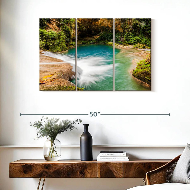 Cascade Alvord Blue Hole, H 24 po x l 38 po
