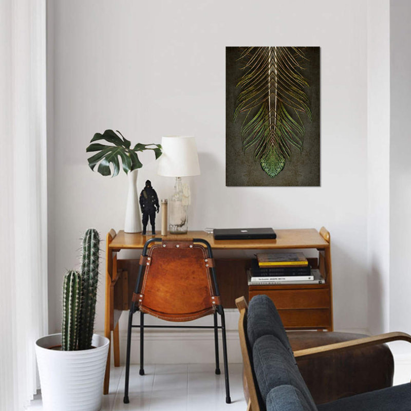 «Peacock Feather Symmetry Archangel» par Alyson Fennell - reproduction sur toile, H 18 po x l 12 po x P 1,5 po, Toile tendue