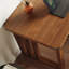 Bureau en bois massif en forme de L en noyer avec tiroirs faisant face à la droite-1419619422-1419619423