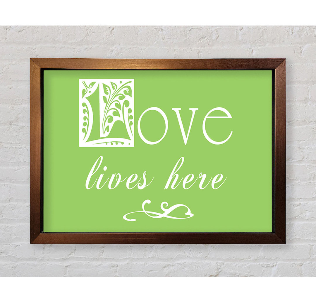 Kirkenes Love Quote Love Lives Here Lilac Gerahmter Druck Wandkunst