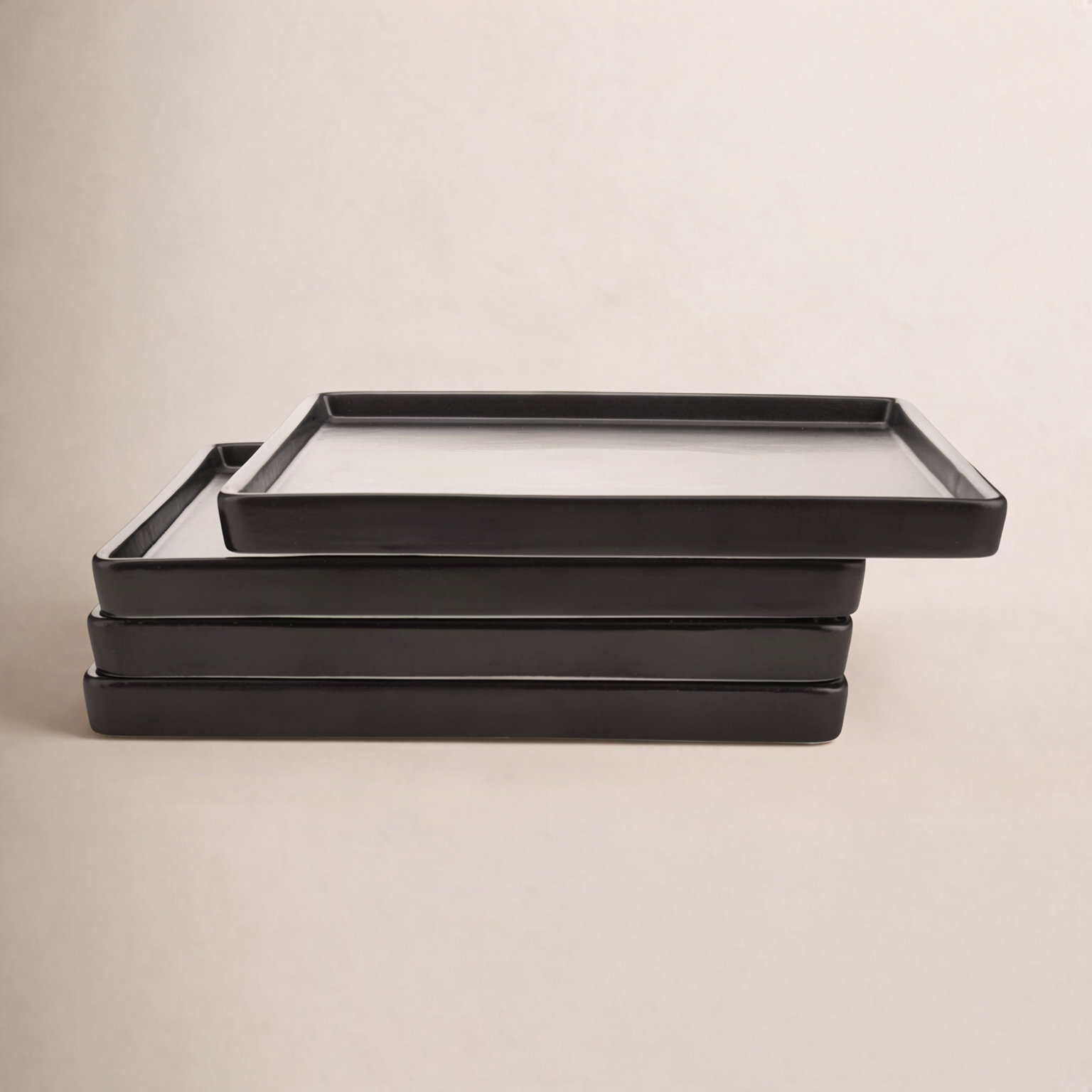 Grace 7" Salad Plate, Black