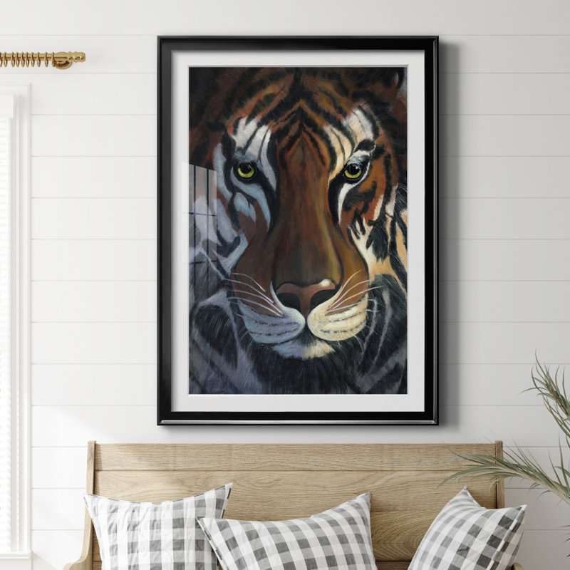 Tiger Stare - Reproduction d'art sur papier encadré, H 26,5 po x l 36,5 po x P 1,5 po, Papier avec cadre noir