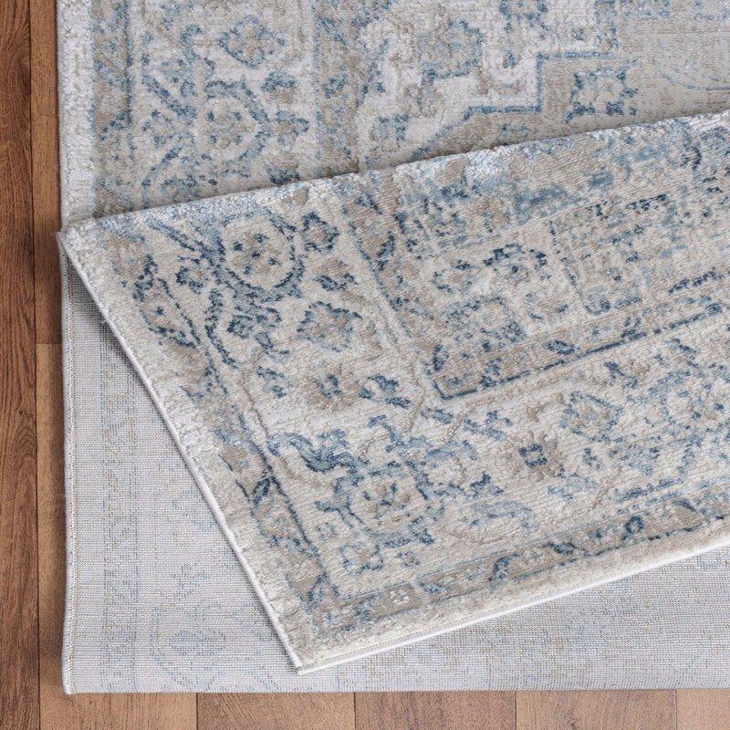 Tapis 5 pi 3 po x 7 pi 3 po