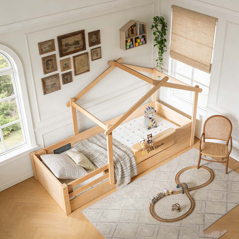 Lit double pleine grandeur avec garde-corps et toit, lit pour enfant avec petit plateau intégré et panneau d'installation libre
